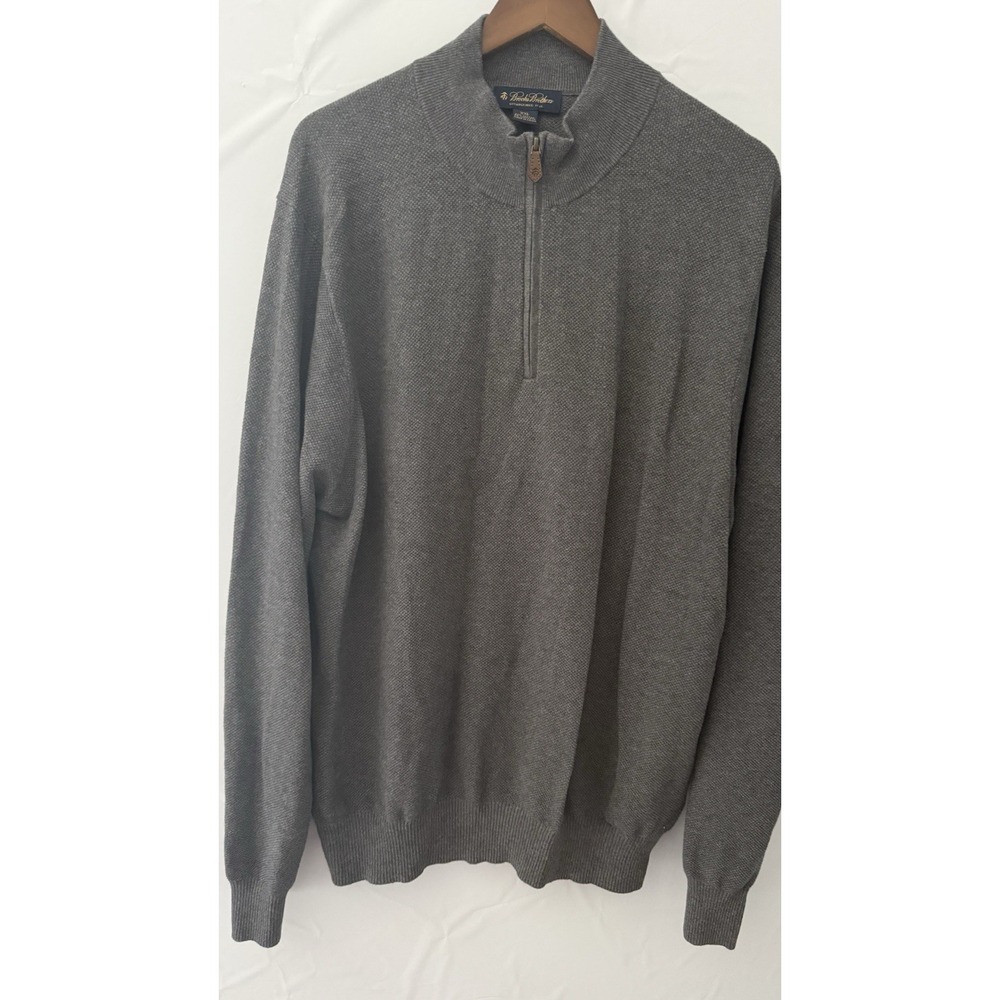 Men's 1/4 Zip Brooks Bros. Size XXL Gray Textured Weave Branded Leather Zip EUC